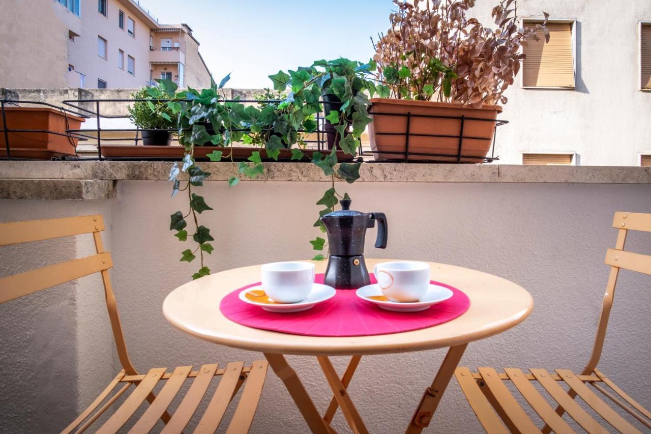 Appartamento Vicino Al Porto, Con Parcheggio Livorno Ngoại thất bức ảnh
