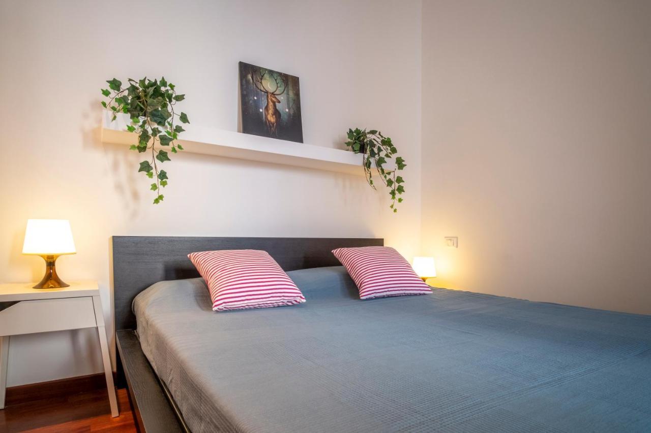 Appartamento Vicino Al Porto, Con Parcheggio Livorno Ngoại thất bức ảnh